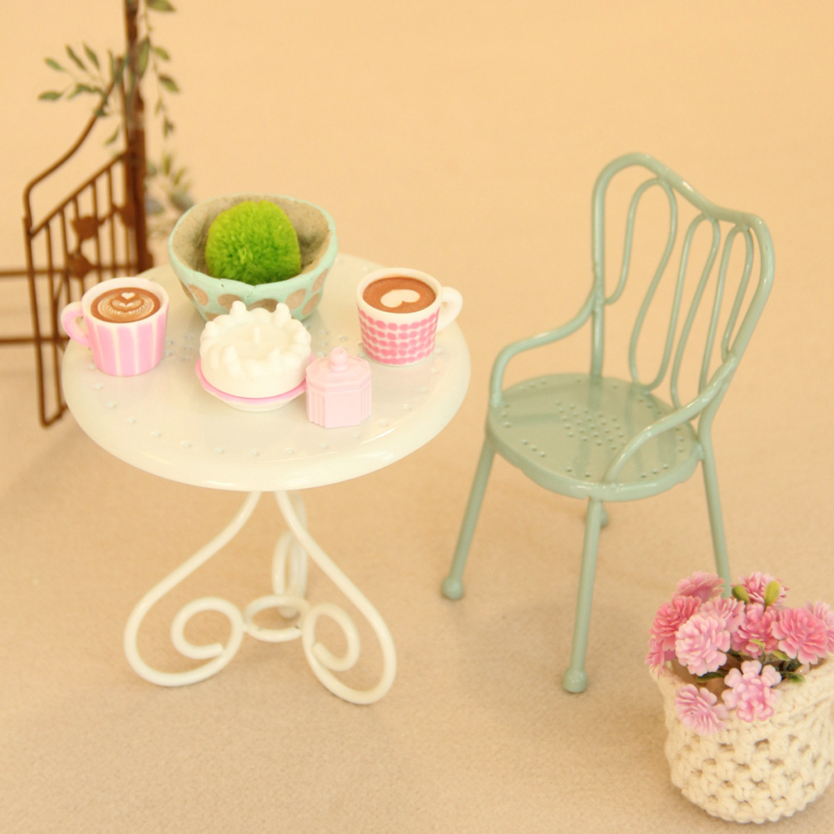 Outdoor Furniture Hotel - 1:8/1:12 Minyatür Demir Masa ve Sandalye